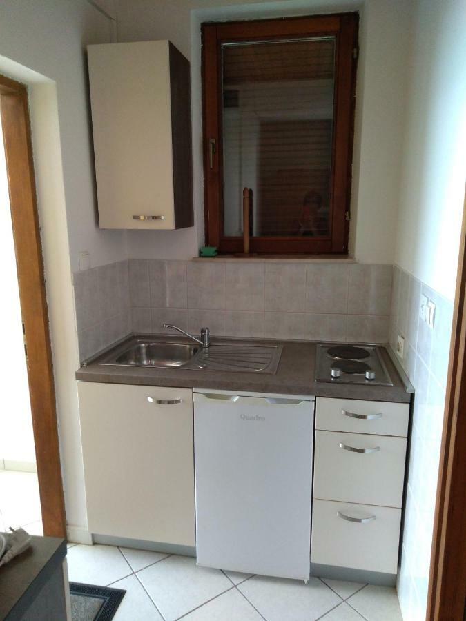 Apartman Larus 斯塔利格拉德-帕克利尼卡 外观 照片